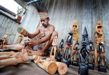 Seni Ukir Asmat dalam Kehidupan Masyarakat Papua
